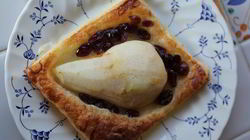 Рецепт Тарталеток с карамелизированной грушей и клюквой