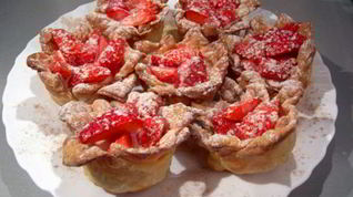 Рецепт Тарталеток с клубникой и сливочным желе