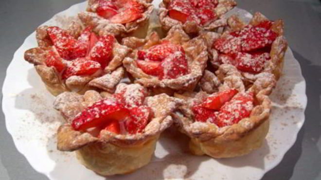 Рецепт тарталеток с клубникой и сливочным желе