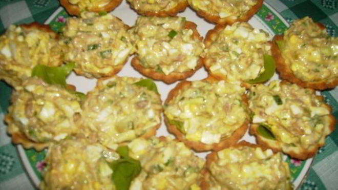 Рецепт тарталеток с консервированным тунцом