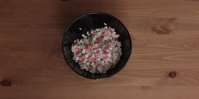 Рецепт тарталеток с крабовыми палочками кукурузой и огурцом