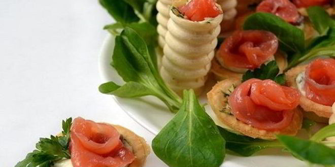 Рецепт Тарталеток с семгой и сыром