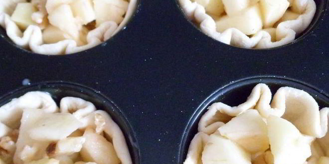 Рецепт тарталеток с яблоками, орехами и крем-фрешем