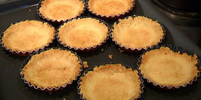 Рецепт тарталеток с ягодами и взбитыми сливками