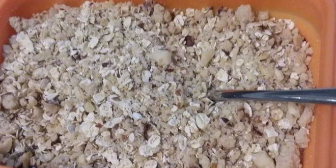 Рецепт фруктового тарта с овсяным штрейзелем