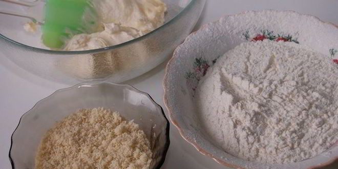 Рецепт миндального тарта с карамелизованными нектаринами