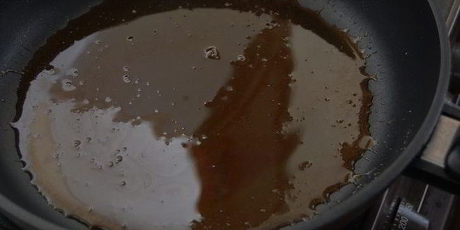 Рецепт миндального тарта с карамелизованными нектаринами