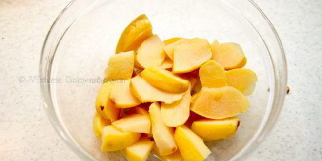 Рецепт тарта с айвой и сырным муссом