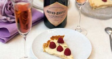 Рецепт Тарта с малиной и розмариновым кремом