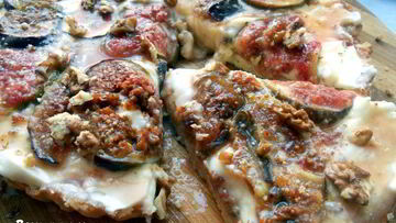 Рецепт Тарта с маскарпоне, инжиром и медовым соусом