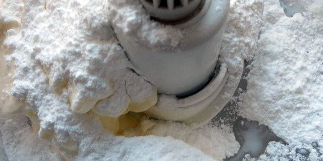 Рецепт тарта с маскарпоне, инжиром и медовым соусом