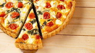 Рецепт Тарта с помидорами и козьим сыром