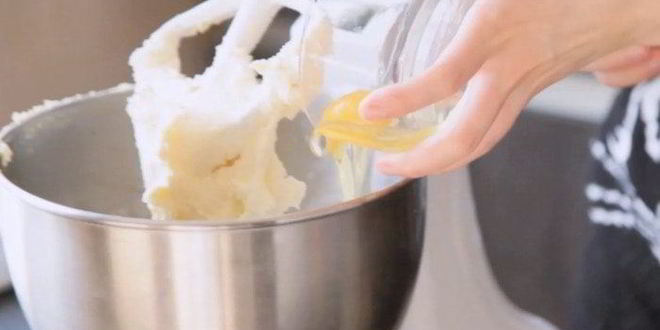 Рецепт тарта с ревенем и миндалем