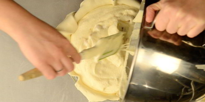 Рецепт тарта с рикоттой, лимонной цедрой и цукатами