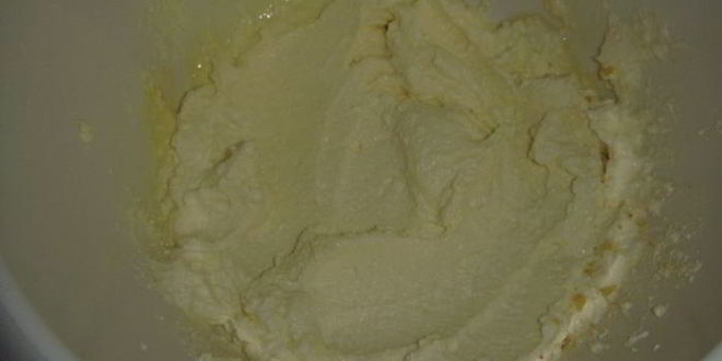 Рецепт тарта с творогом, джемом и меренгой