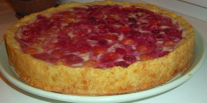 Рецепт Творожного тарта с малиной и заварным кремом