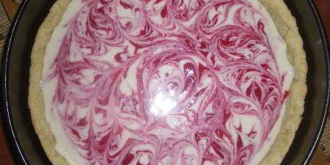 Рецепт творожного тарта с малиной и заварным кремом