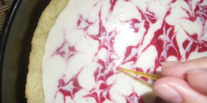 Рецепт творожного тарта с малиной и заварным кремом