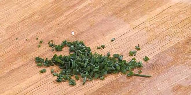 Рецепт артишоков со шпинатом на тостах