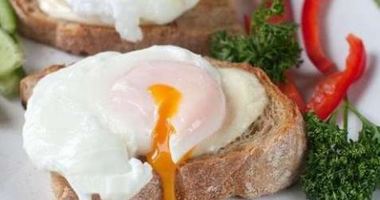 Рецепт Тостов с яйцом-пашот и Моцареллой