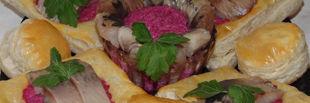 Рецепт Волованов со свеклой и сельдью