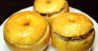 Рецепт Яблок, фаршированных куриным фаршем с черносливом