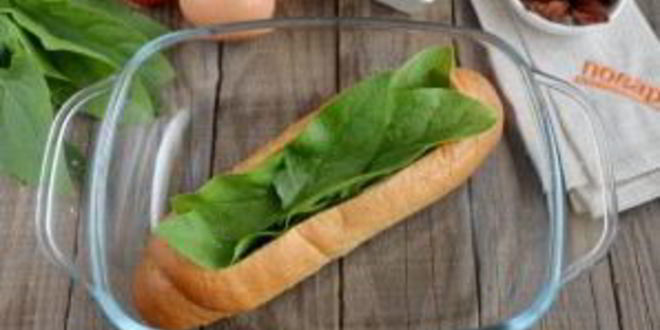 Рецепт сказочной булки с яичницей внутри