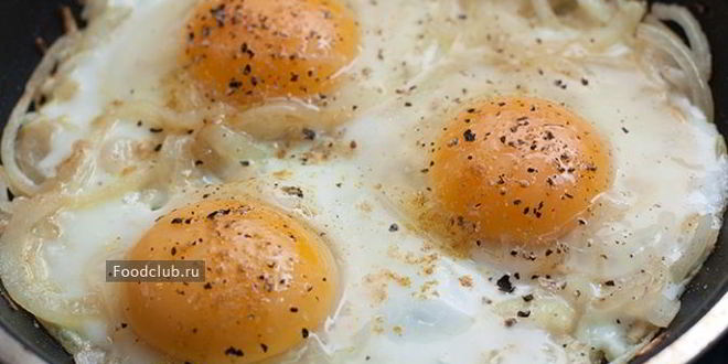Рецепт яичницы с луком
