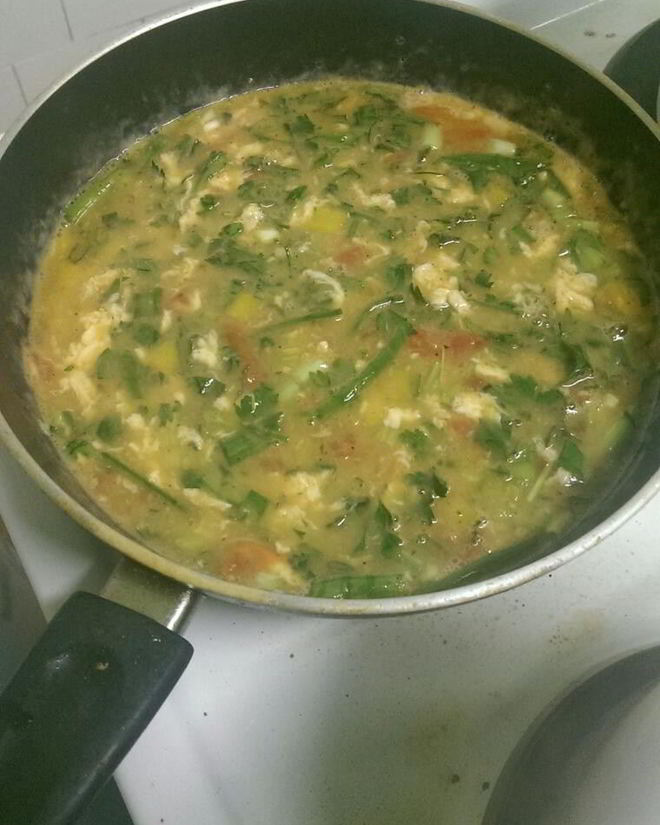 Рецепт яичницы с помидорами и болгарским перцем