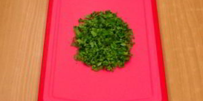 Рецепт яичницы с помидорами и моцареллой