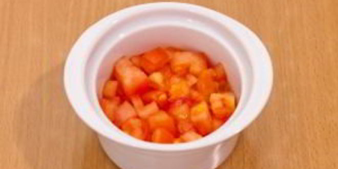 Рецепт яичницы с помидорами и моцареллой