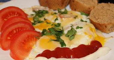 Рецепт Яичницы с сыром плавленным