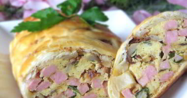 Рецепт Яичницы в слоеном тесте к завтраку