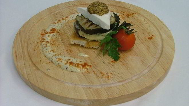 Рецепт закуски из баклажан с фета