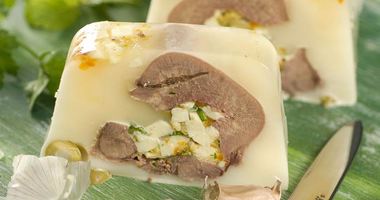 Рецепт Заливного из фаршированного языка