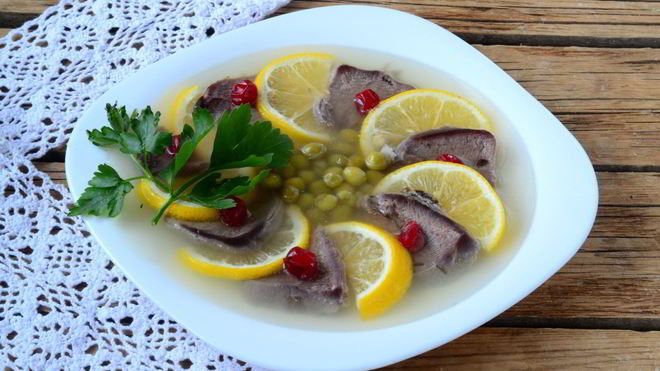 Рецепт заливного из языка