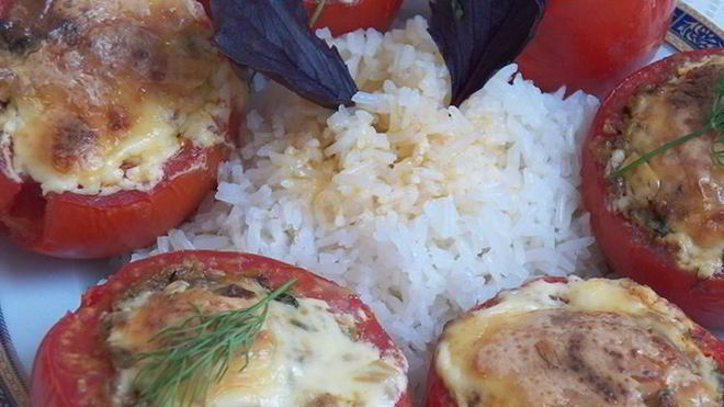 Рецепт запеченных помидоров с мясом в фольге