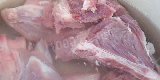 Рецепт запеченных помидоров с мясом в фольге