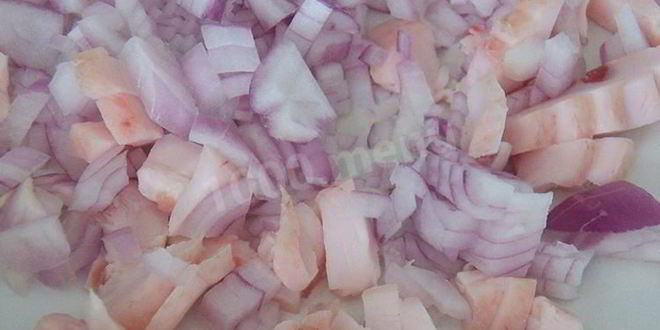 Рецепт запеченных помидоров с мясом в фольге