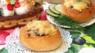 Рецепт Сытного жульена в булочке