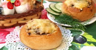 Рецепт Сытного жульена в булочке