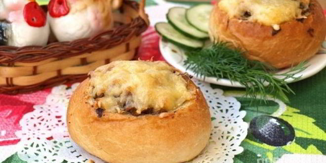 Рецепт Сытного жульена в булочке