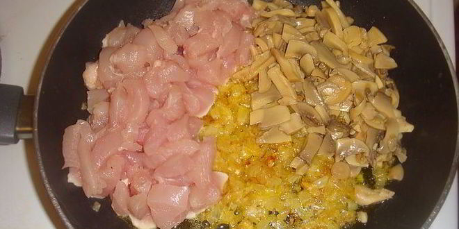 Рецепт жульена с курицей и грибами