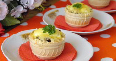 Рецепт Жульена в тарталетках с грибами и курицей