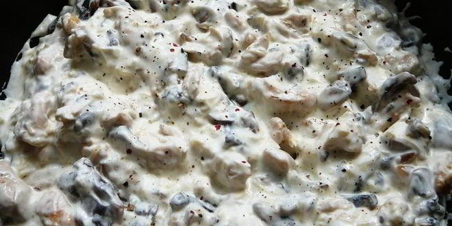 Рецепт жюльена с курицей и грибами в булочках