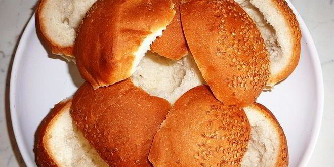 Рецепт жюльена с курицей и грибами в булочках