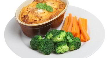 Рецепт Жюльена с ветчиной, цветной капустой, брокколи и зеленым горошком